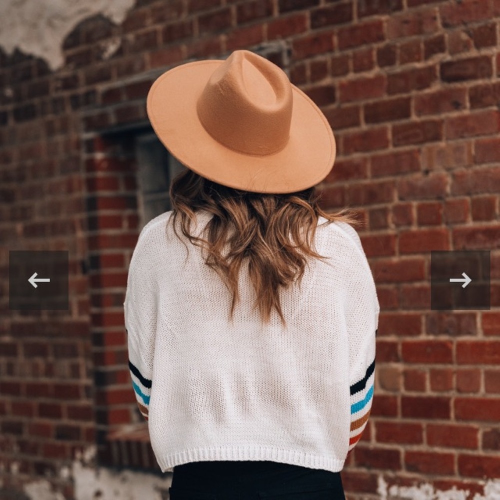Wide brim hat for wemon